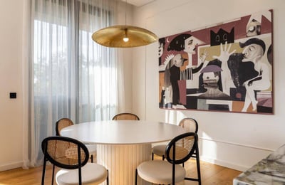 Vermietung einer wunderschönen, geräumigen 3-Zimmer-Wohnung, 107 m², Stadtteil Dedinje, Belgrad, Serbien